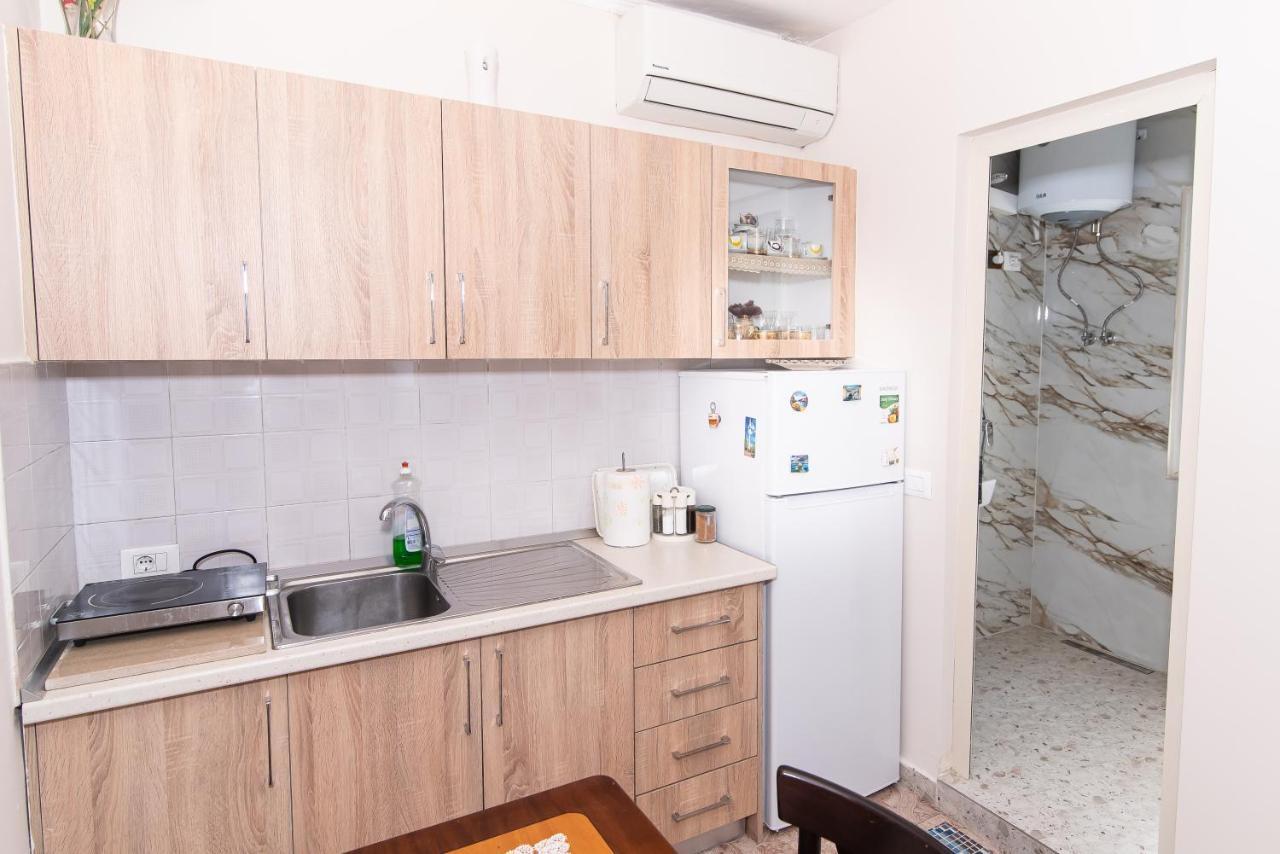 Erla'S Apartment ティラナ エクステリア 写真