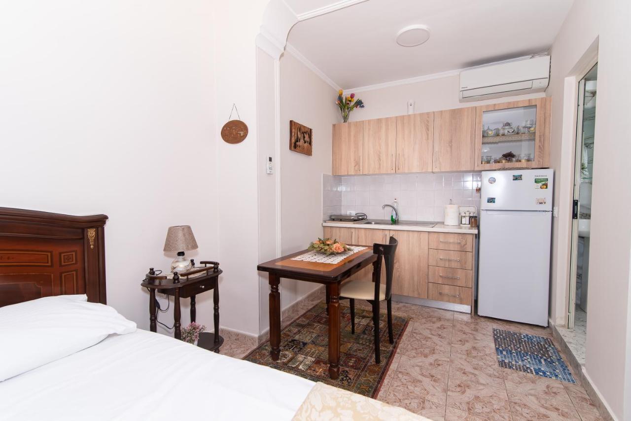 Erla'S Apartment ティラナ エクステリア 写真